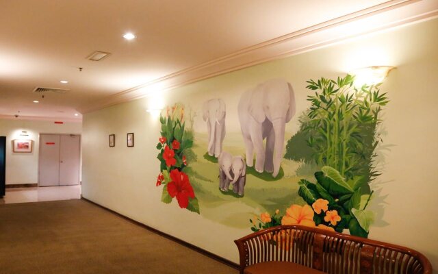 Hotel Maluri
