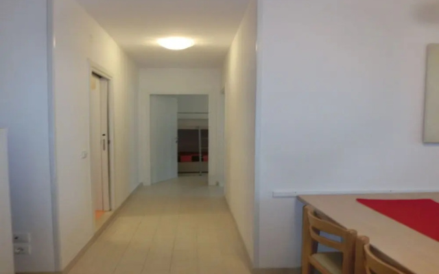 Lovely Flat Close to the Beach-beahost