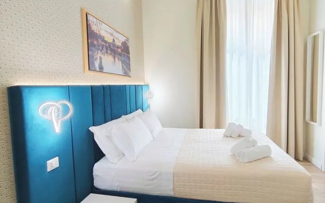 Nicole Suite