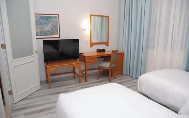 El Sheikh Suites Hotel