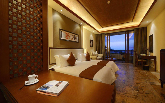 Shixishu Jianguo Yalong Bay Resort Hotel