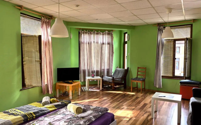 4 Rooms