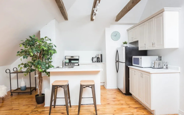 Applewood Suites - Palmerston Avenue