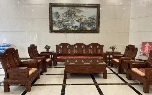 Xiang Qiu Hotel