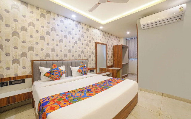 Fabhotel Bliss Residency