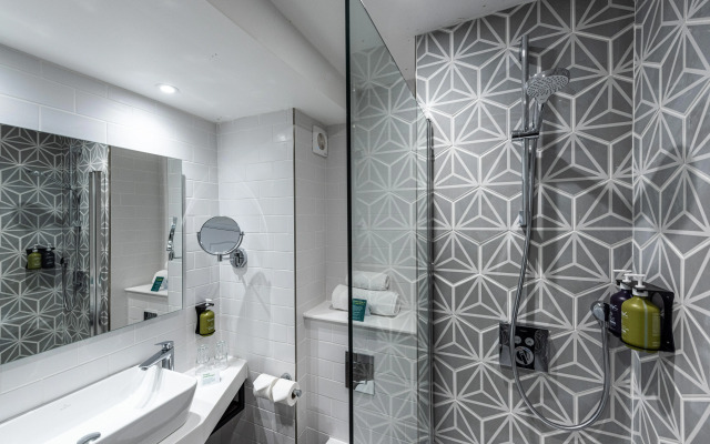 Holiday Inn Manchester - Oldham by IHG