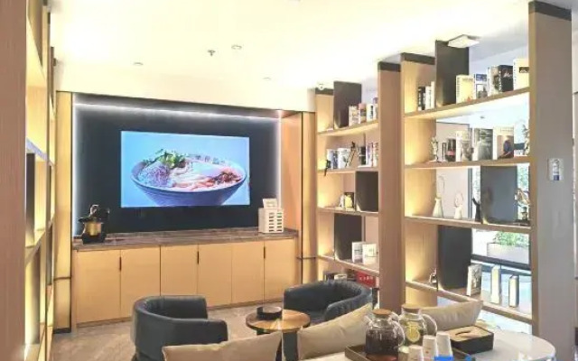 Starway Hotel (Xi'an Gaoxin Provincial Sports Training Center)