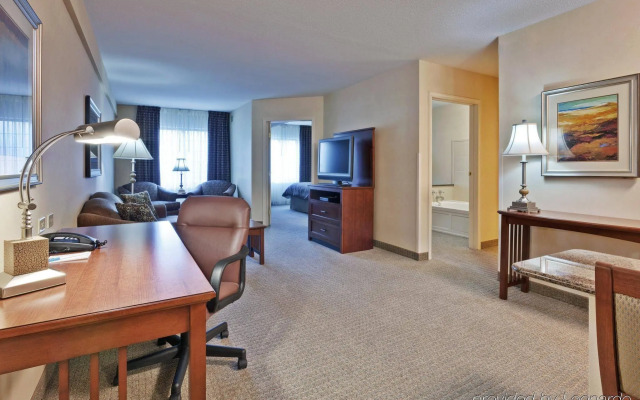 Hawthorn Suites by Wyndham Williamsville Buffalo Airport