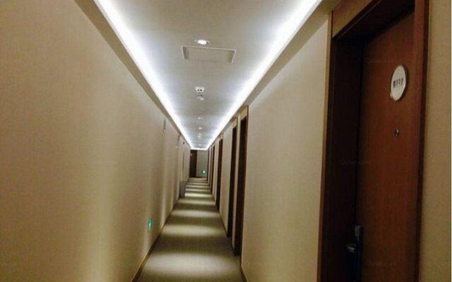 All season Kunming zhengyifang Pedestrian Street Hotel
