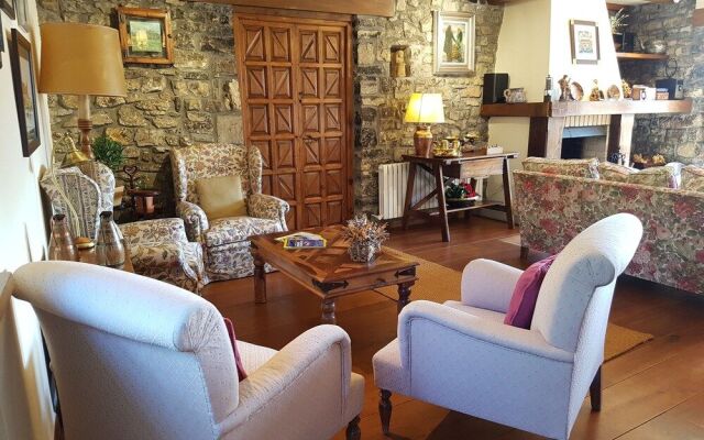 Casa Rural Llugarón I