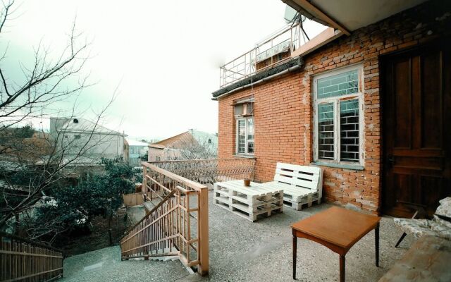 old adishi guest house