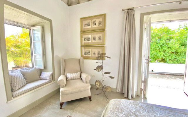 Exclusiva Casa Canaria con Magníficas Vistas al Mar