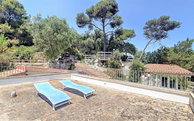 Dis004 in Marittima With 4 Bedrooms and 3 Bathrooms