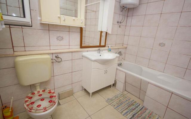 Apartments Mornar