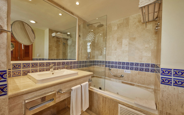 Bahia Principe Luxury Akumal - All Inclusive