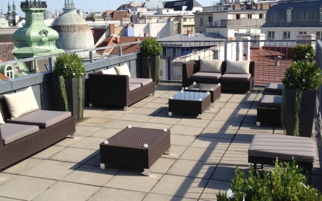 Apartment Inner City