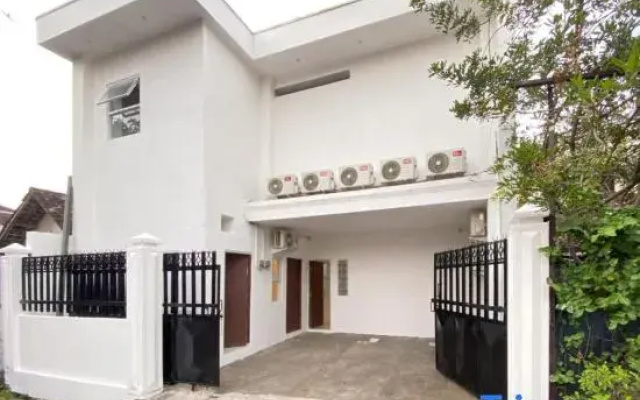 RedDoorz Syariah @ Panglima Sudirman Pasuruan