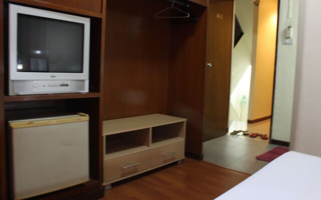 Business Inn Sukhumvit 11 Nana