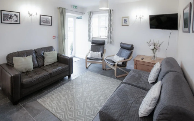 The Chaffhouse - 4 Bedroom - Llangennith