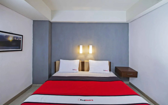 RedDoorz Plus near RS Pertamina