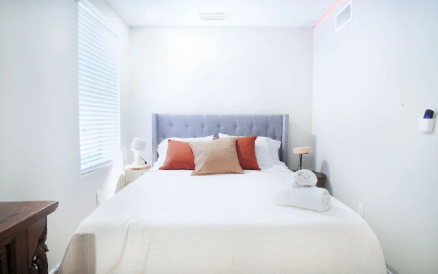 Luxury Comfort Apartment with Parking
