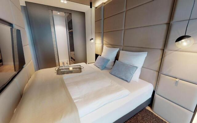 White Pearl Apartment 0.12