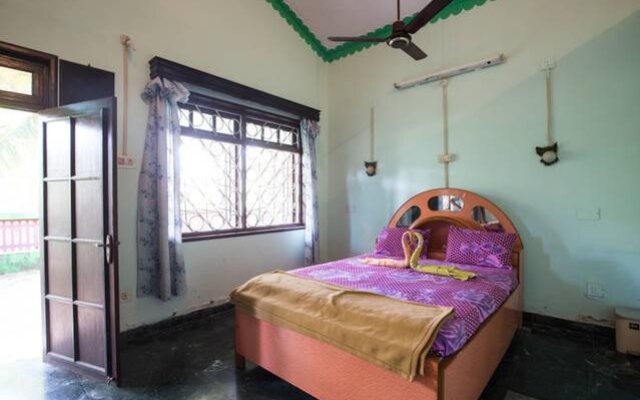 Aakriti Guest House