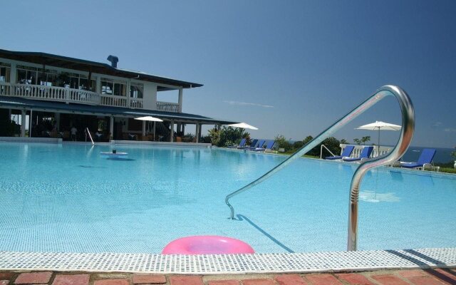 Cristal Ballena Boutique Hotel & Spa