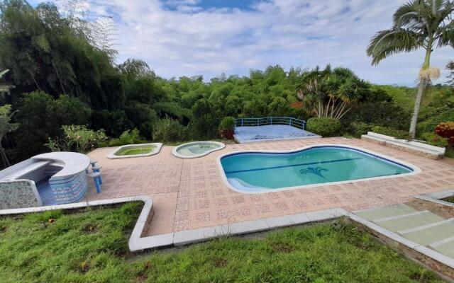 HOTEL BOUTIQUE - CAMPESTRE - BRUGMANSIA - Fincahotel