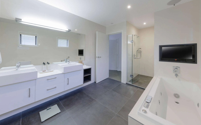 Club Wyndham Wanaka, Trademark Collection by Wyndham