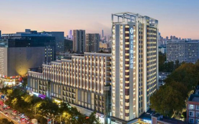 Junyi Dynasty Hotel