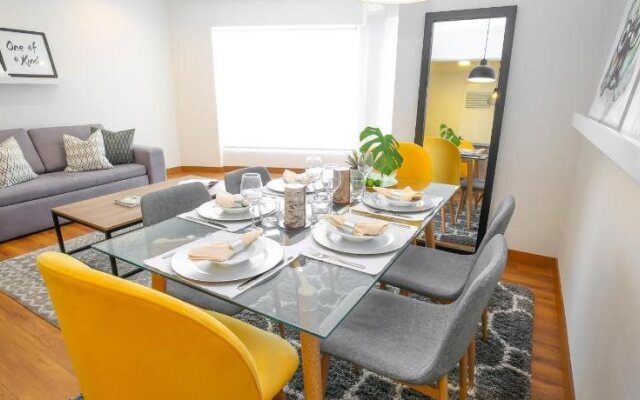 Trendy Host Canvas, Miraflores