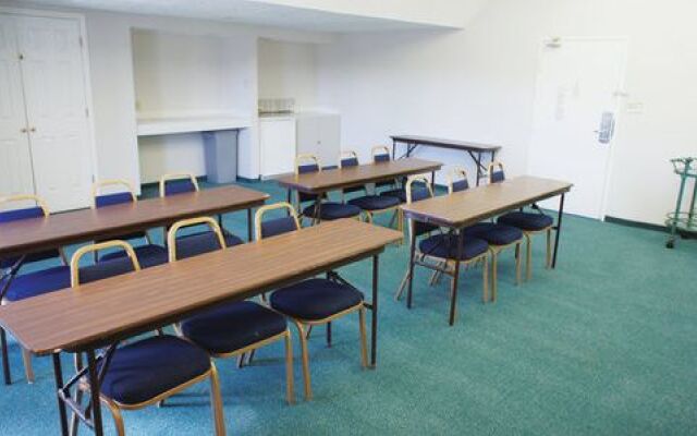 La Quinta Inn Tulsa East-41st Street