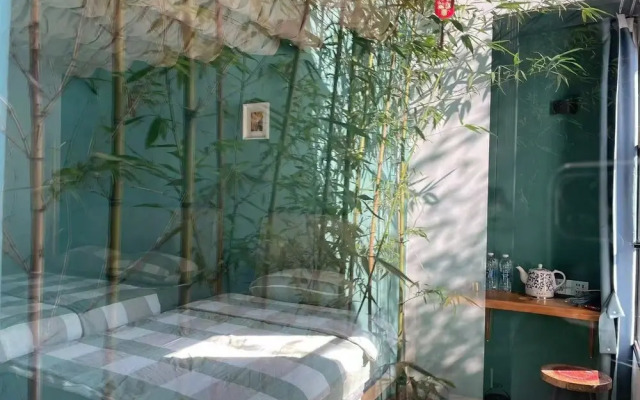 Serenity Courtyard Hotel