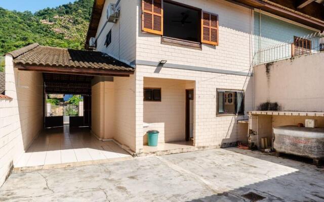 Barê Beach House - Casa de 189m² a 600m da praia