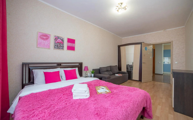 Европа Центр на переулке Красный 5 корпус 1