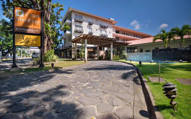 Court Meridian Hotel and Suites