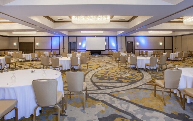 Crowne Plaza Memphis East