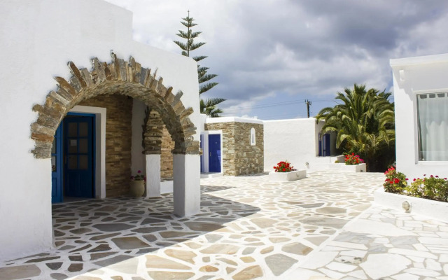 Naxos Holidays