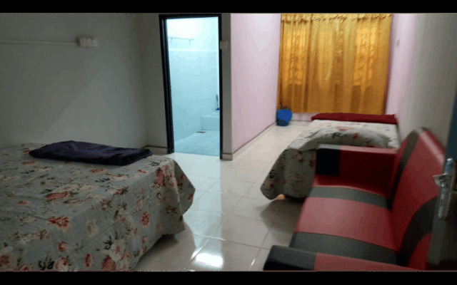 Mawar Homestay 4