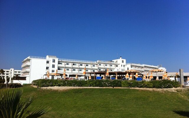 Asterias Beach Hotel