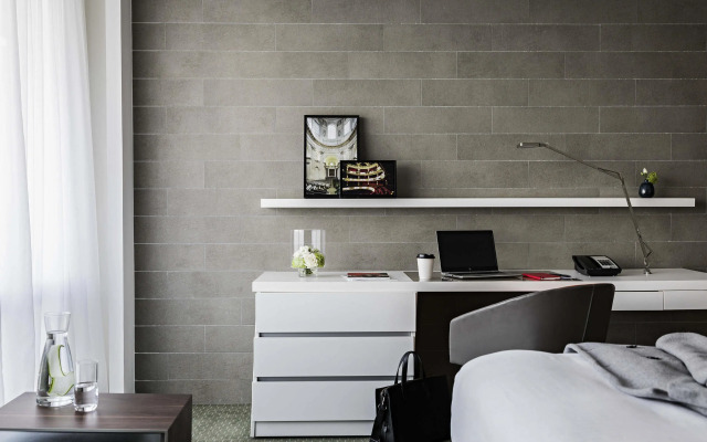 Отель Pullman Paris Tour Eiffel