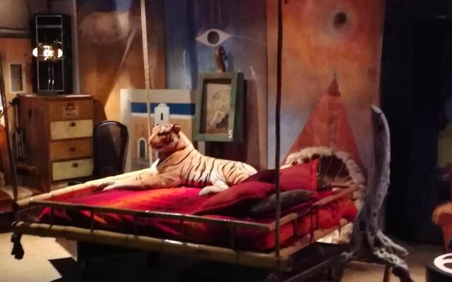 Appartement dans un atelier d'artiste