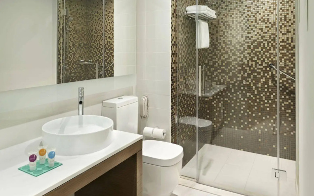 Hyatt Place Dubai Al Rigga Residences