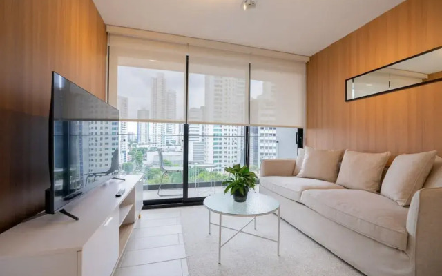 w Captivating 1BR in San Francisco