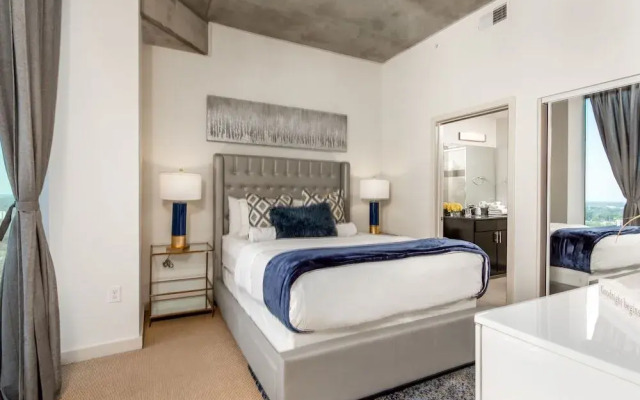 CHIC COLLECTION by NOHOTEL on 6th Street