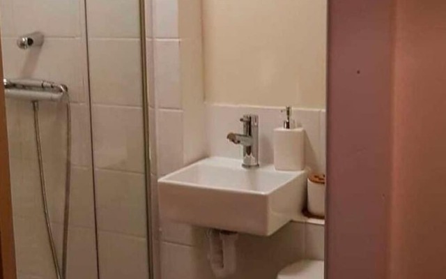 Lovely Holiday Home in Leeds near Roundhay Park