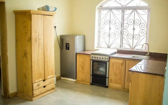 5-bed Lakeview Villa With Roofterrace and Kidspond
