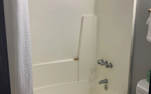 Scottish Inns Locust Grove