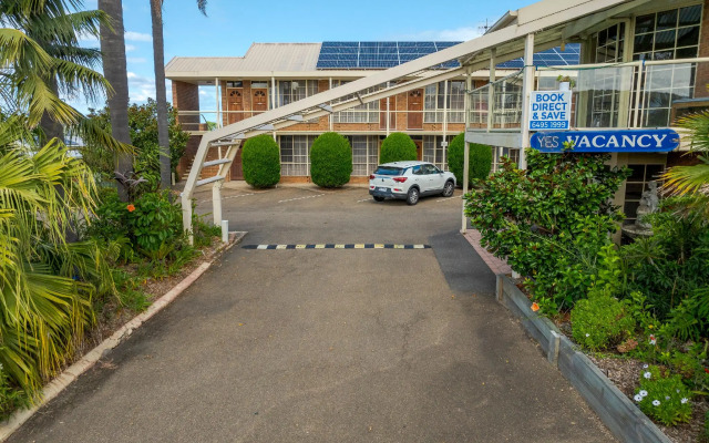 Sapphire Waters Motor Inn